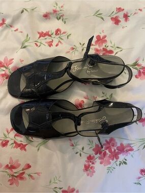 Dr. Scholl's Black Patent T-Strap Slingback Heels